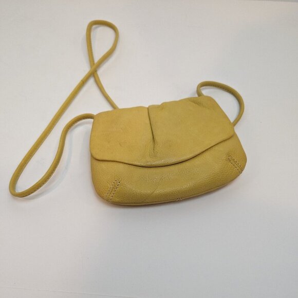 Fossil Genuine Leather Small Yellow Purse - Picture 2 of 4